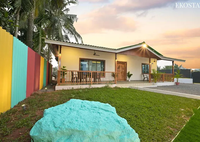 Ekostay - Blue Door Villa Alibag